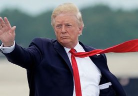 АҚШ президенти Дональд Трамп украиналик ҳамкасби Владимир