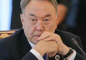 Фото: “Коммерсант” Қозоғистон собиқ президенти Нурсултон
