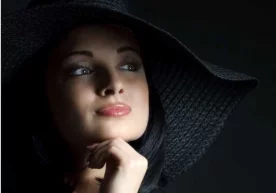 — Онанг қани? Яна қаерларгадир санғиб кетдими? «Уйга