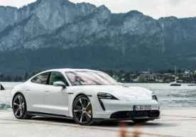 Porsche Taycan Turbo Фото: yorkshirepost.co.uk Microsoft