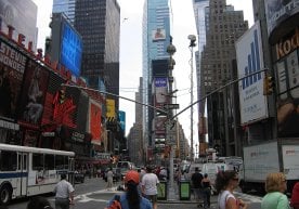 АҚШнинг Нью-Йорк шаҳрида шартсиз базавий даромад (БД)