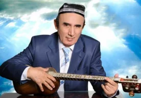 Шерали Жўраев Зулайҳо Бойхонова ва Абдуҳошим Исмоиловни ўз