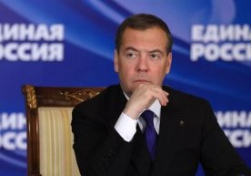 Medvedev G‘arb Ukrainaning qulashini qanday bashorat qilishini ko‘rsatdi фото