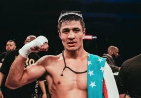 Профессионал бокснинг супер енгил вазн тоифасида IBF