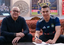 Акмал Мозговой расман "Пахтакор" футболчисига