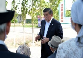 «Uzoqdagi qarindoshdan yaqindagi qo‘shni afzal». Jeenbekov Qirg‘iziston va O‘zbekiston munosabatlari haqida gapirdi фото
