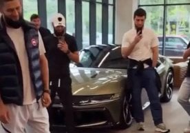 UFC чемпиони Хамзат Чимаев яқинда Грузияга дўстлари билан