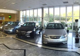Роҳат автосалонининг Телеграмдаги каналида автосалондаги