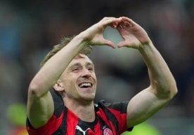 Бельгиялик ярим ҳимоячи Алексис Салемакерс Массимилиано