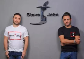 Жинси ишлаб чиқарувчи Steve Jobs фирмаси Американинг Apple