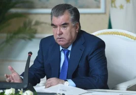 Тожикистон президенти Имомали Раҳмон тожикистонликларни