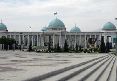 Turkmanistonning yangi konstitusiyasiga ko‘ra prezidentlik muddati uzaytirildi фото