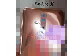 Аввалроқ интернетда кўк ва кумушранг тусдаги Nokia 8