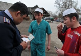 Қозоғистонда ишлаш учун қанча ўзбекистонликка рухсатнома берилди? фото