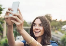 Foto: «Interfaks» Apple kompaniyasi masofadan turib guruh