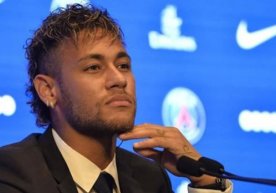 Neymar “Barselona”ga antiqa uslubda javob qaytardi фото