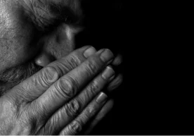 Қайғуда қолган бўлсанг, демак юрагинг бор экан. Юраксизлар