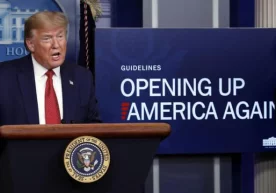 Фото: AP/Alex Brandon Дональд Трамп АҚШда савдо ва хизмат