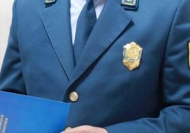 Ўзбекистонда солиқ органлари ходимларини моддий