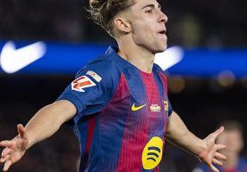 Каталониянинг "Барселона" клуби тарбияланувчиси,