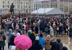 Ёқутистонда аёллар сафарбарликка қарши намойишга чиқди (видео) фото