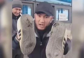 Фото: Видеодан кадр Узоқ кутишлардан сўнг навбати етай