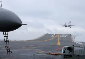 Japon yetkililere göre, Çin’in Liaoning uçak gemisinden