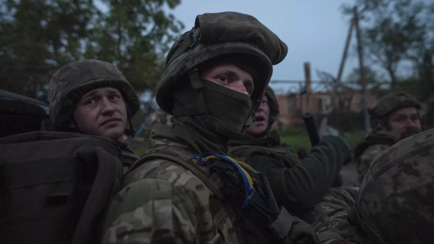 Ukraina jangarilari asirga tushgan RF askarlarini minalashtirilgan maydonga jo‘natdi фото