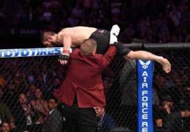 UFC. Nurmagomedov jangdan soʻng kim bilan mushtlashib ketdi? фото