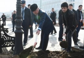 Тожикистон президентининг 21 ёшли ўғли ҳаётидаги илк лавозимга тайинланди фото