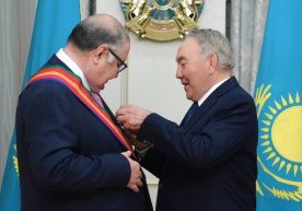 Қозоғистоннинг биринчи президенти Нурсултон Назарбоев USM