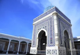 Sho‘rolar davrida ba’zi dahriy rahbarlar imomlarga juda