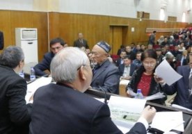 Aholining turli qatlamlari bilan toʻgʻridan-toʻgʻri muloqotni kengaytirish, mavjud dolzarb muammolarni aniqlash, ularni bevosita joyida bartaraf etish yuzasidan aniq va tezkor choralar koʻrish maqsadida joriy yilning 1 mayiga qadar viloyat sektorlar фото