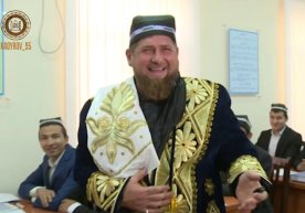 Ramzan Qodirov O‘zbekiston xalqini Mustaqillik bayrami bilan tabrikladi фото