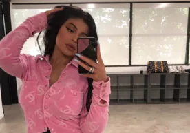 Дунёдаги энг ёш миллиардер, тадбиркор Кайли Женнер ўзининг