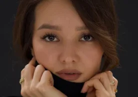 Блогер ва қўшиқчи Кҳуснорик (Ҳуснора Шодиева) ўзининг янги