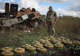 Байден Украинага пиёдаларга қарши миналар беришга рози бўлди фото