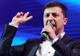 Украина президенти этиб сайланган Владимир Зеленский