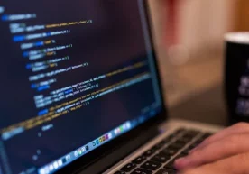 Foto: UA IT Park O‘zbekistonda dasturchilar qancha maosh