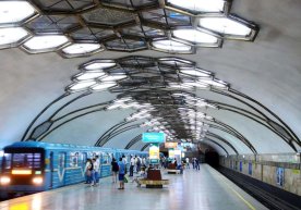 Toshkent metrosida kuniga qancha yo‘lovchi tashilayotgani ma’lum qilindi фото