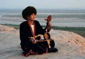 Қорақалпоғистоннинг икки ўзига хос маданий рамзи — қадимий