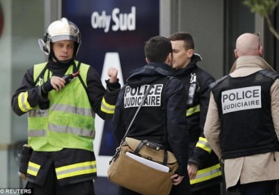 Париж аэропортидаги ҳужум теракт сифатида тергов қилинади фото
