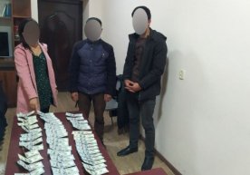 Фарзандини 120 млн сўмга «пуллаётган» аёл ушланди фото