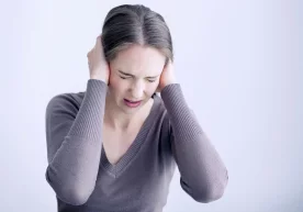 Баландликка кўтарилаётганда, самолётда учганда ёки метрога