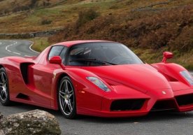 Usta 3 million dollarlik «Ferrari»ning boshiga yetdi (foto) фото