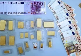 Берлиннинг Нейкельн туманида ўткинчи шаҳар фуқаросига