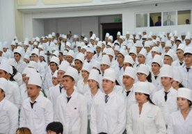Республика махсус комиссияси аъзоси Феруза Ҳамробоева