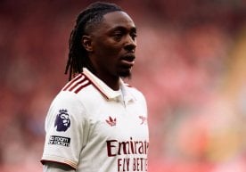 Лондоннинг "Арсенал" клуби футболчиси Эберечи