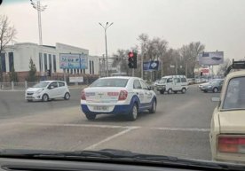 “Avtotest” avtomaktabi haydovchisi yana qoidani buzdi фото