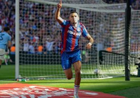 Кристал Пэлас клубининг ўнг қанот ҳимоячиси Даниэл Муњос